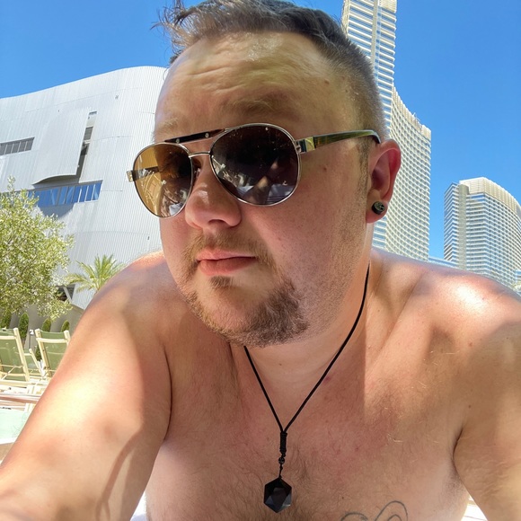 Meet your Posher, Michael - Picture 1 of 3